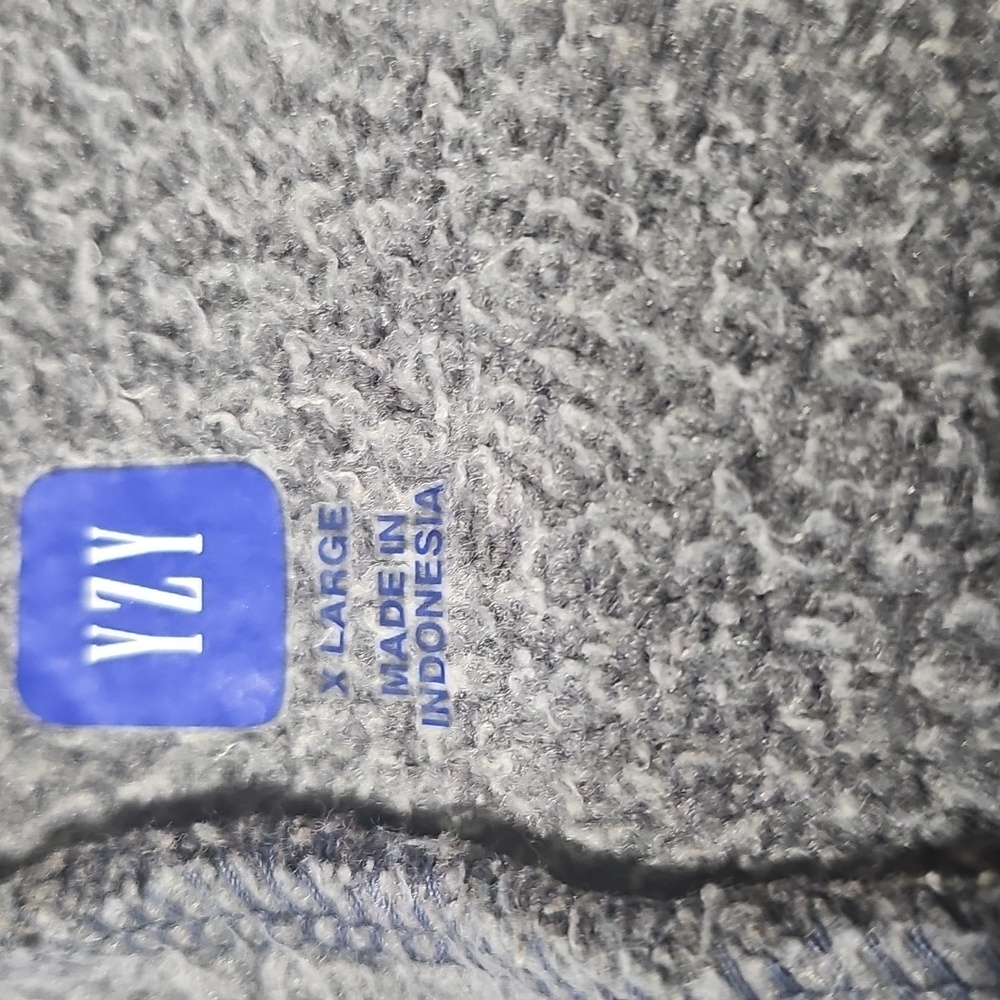 Yzy GAP Engineered by Balenciaga Fleece Yoke Tee Size XL Runs Very Big! - Picture 2 of 2